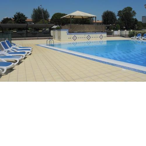 Holiday camp with swimming pool near the Thermal Baths of Bibione