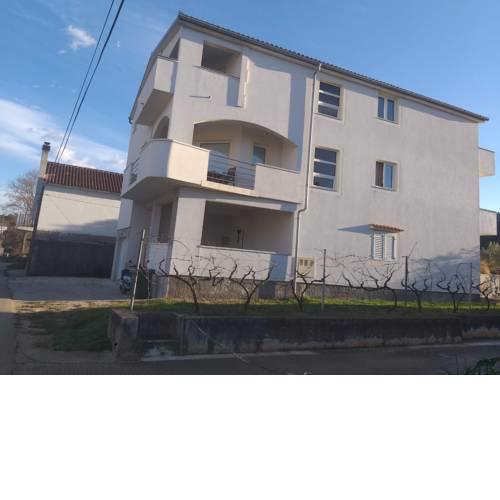 Holiday home 193586