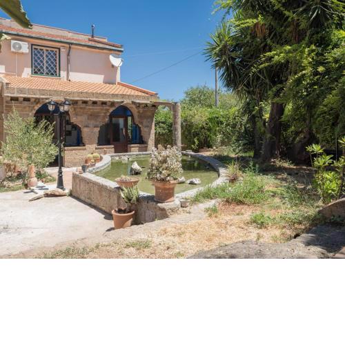 Holiday Home Alice by Interhome