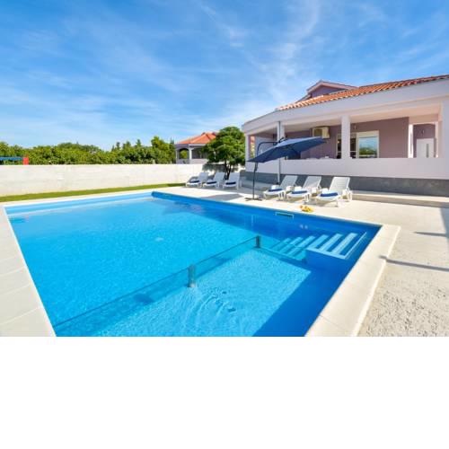 Holiday Home AniÄ‡