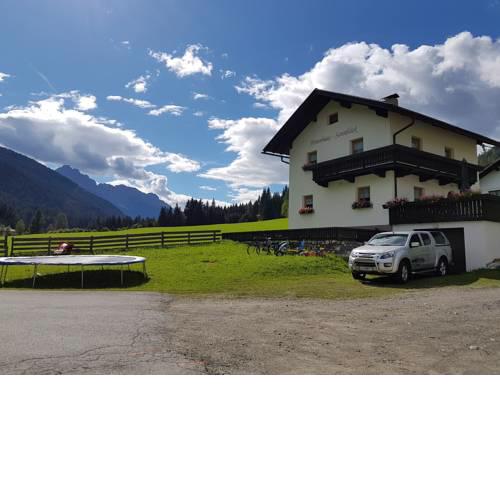 Holiday home Arnbach
