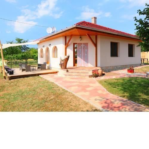Holiday Home Balaton H2070
