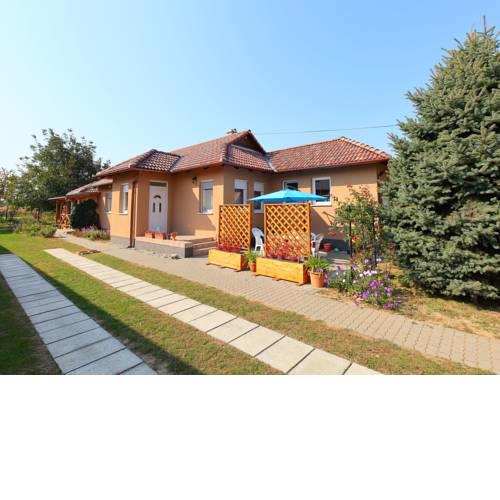 Holiday Home Balaton H2078