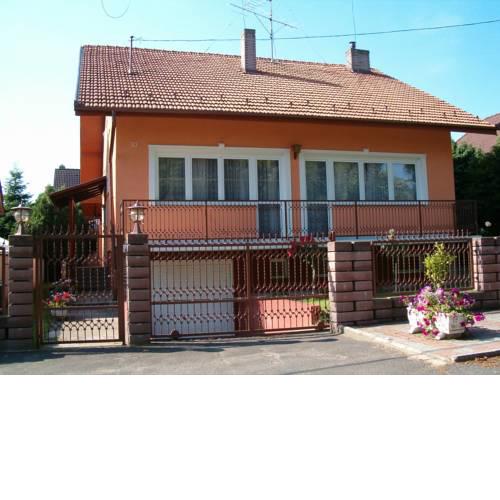 Holiday home Balatonbereny/Balaton 18107