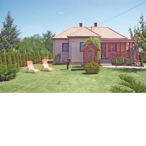 Holiday home Balatonfenyves 40