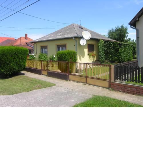 Holiday home Balatonlelle/Balaton 19060