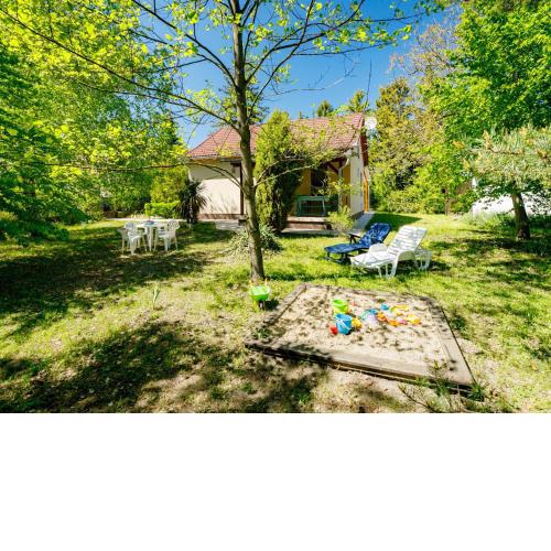 Holiday Home Big garden