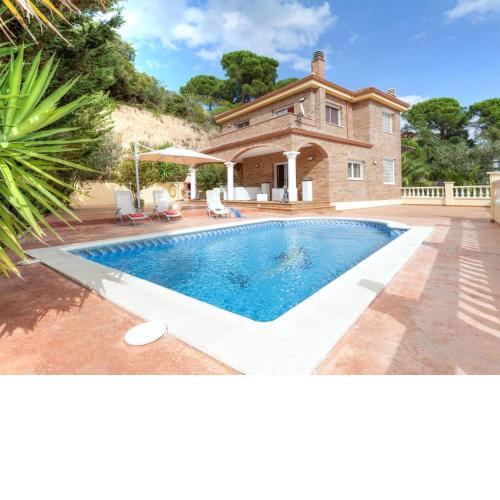 Holiday Home Buda by Interhome