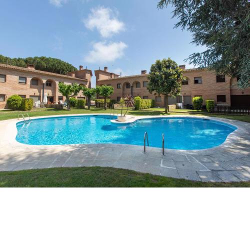 Holiday Home Cabanyes Club-3 by Interhome