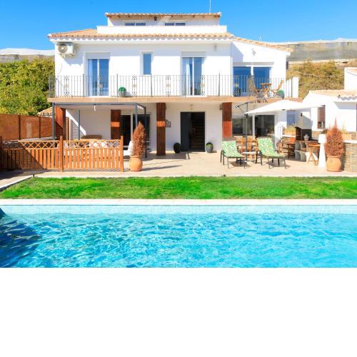 Holiday Home Caleta by Interhome
