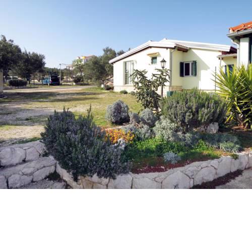Holiday Home Camp Marko (ROZ336)