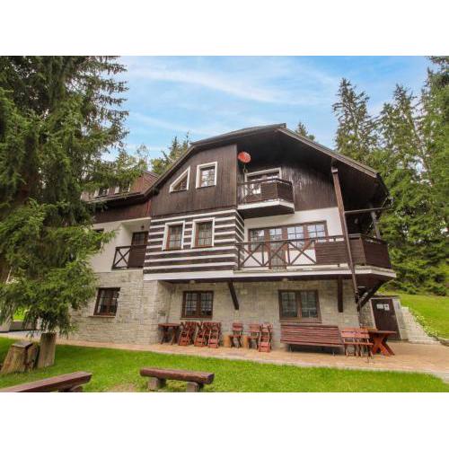 Holiday Home Chata Labaika by Interhome