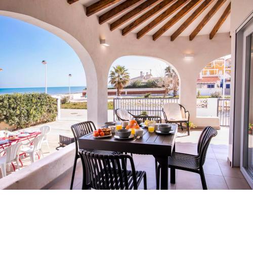 Holiday Home Chill by Interhome