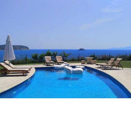 Holiday Home Cleo by Interhome