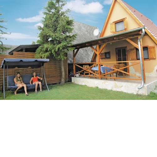 Holiday home Dózsa Gy Utca-Balatonmáriafürdö