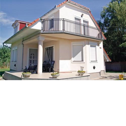 Holiday home Dózsa Gy. Utca I-Balatonmáriafürdö