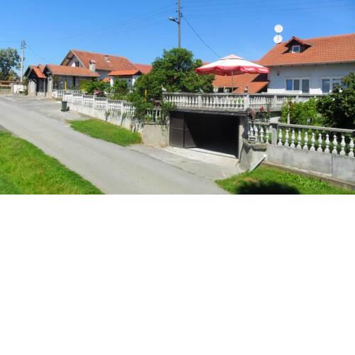 Holiday home Gornji Brinjani
