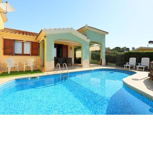 Holiday Home Greca Piscina - REI238 by Interhome