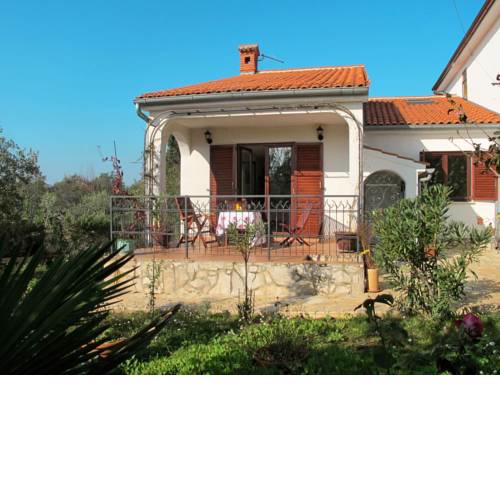 Holiday Home Haus EMA (PUL418)