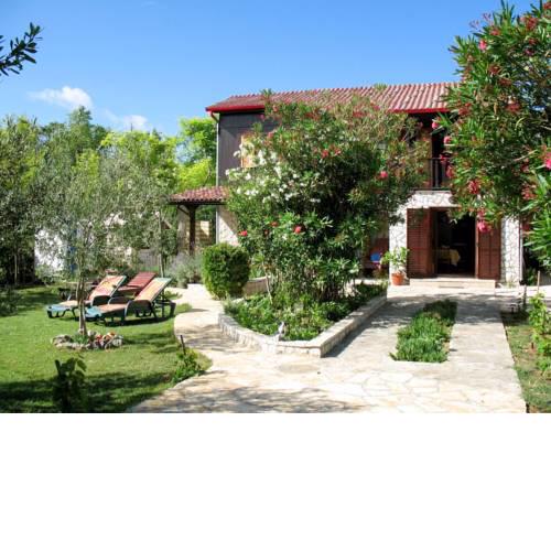 Holiday Home Haus Karlo (NIN115)
