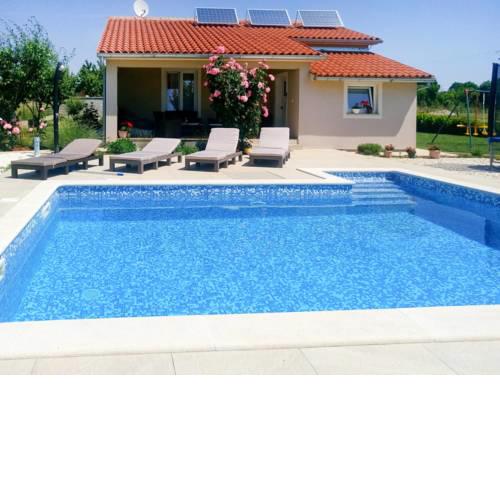 Holiday Home Haus Paula (PUL488)