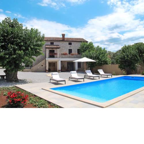Holiday Home Haus Vera (KST418)