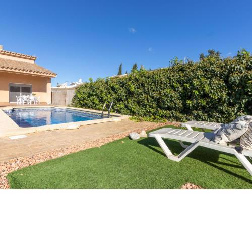 Holiday Home Hector by Interhome