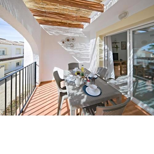Holiday Home Imperial Park-10 by Interhome