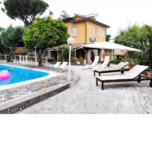 Holiday Home in Anguillara Sabazia with Swimming Pool