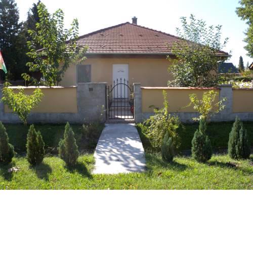 Holiday home in Balatonfenyves 38396