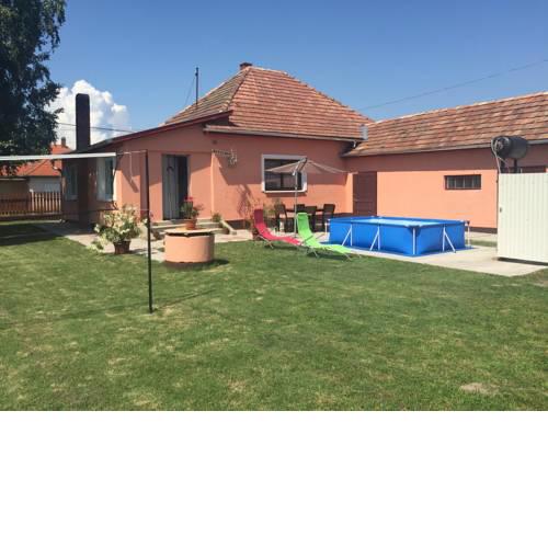 Holiday home in Balatonkeresztur 38011