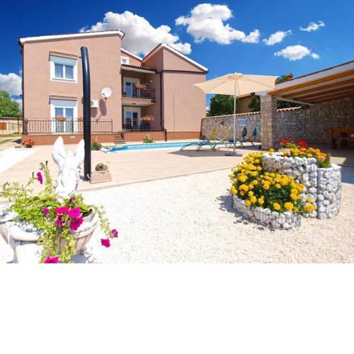 Holiday home in Belavici/Istrien 33649