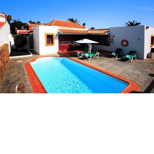 Holiday home in Caleta de Fuste with private pool