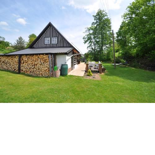 Holiday home in Dolni Brusnice 37987