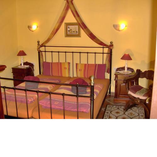 Holiday home in English style with sea view