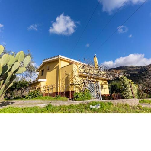 Holiday home in Francavilla di Sicilia
