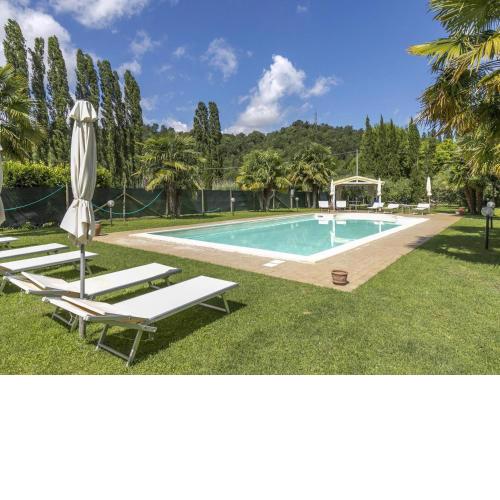 Holiday Home in Montopoli Valdarno with Pool