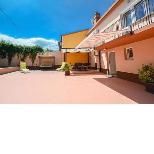 Holiday home in Pula/Istrien 11272