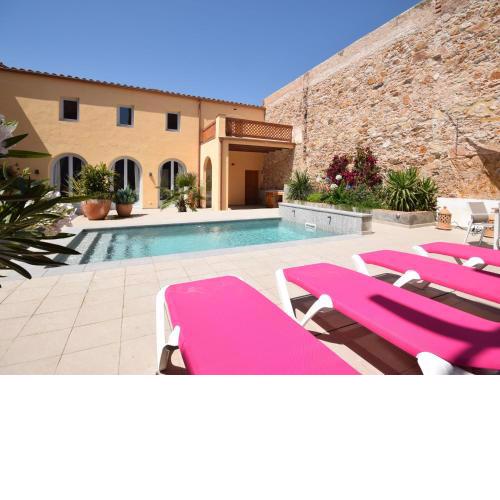 Holiday home in Sant Feliu de Guixols with pool