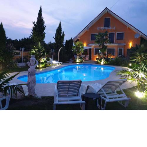 Holiday home in Zamardi - Balaton 41053