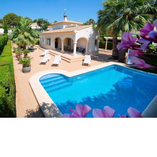 Holiday Home Kate by Interhome