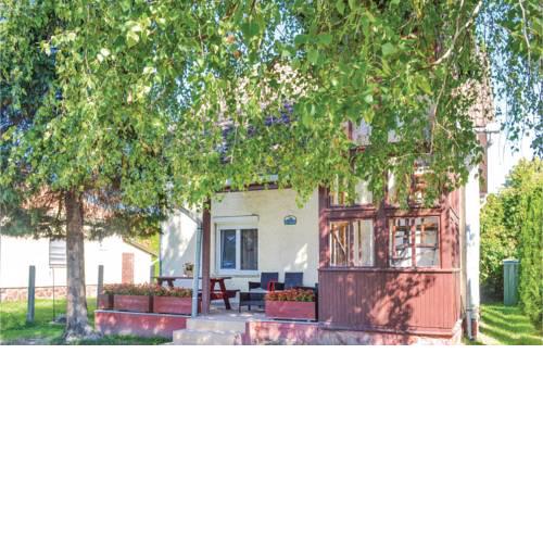 Holiday home Keszeg u-Balatonmariafürdö
