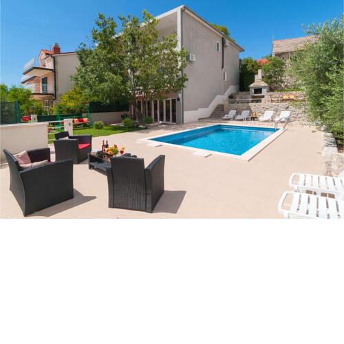Holiday home Kucice 32 with Outdoor Swimmingpool