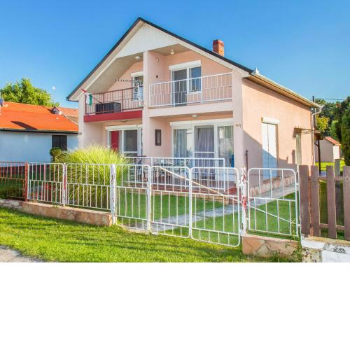 Holiday Home Lampion