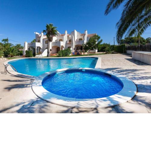 Holiday Home Las Palmeras-1 by Interhome