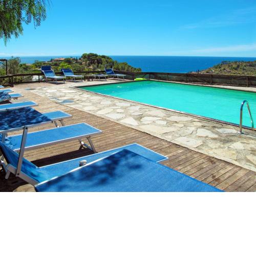 Holiday Home Le Terrazze del Geco Bungalow A - SLR300 by Interhome