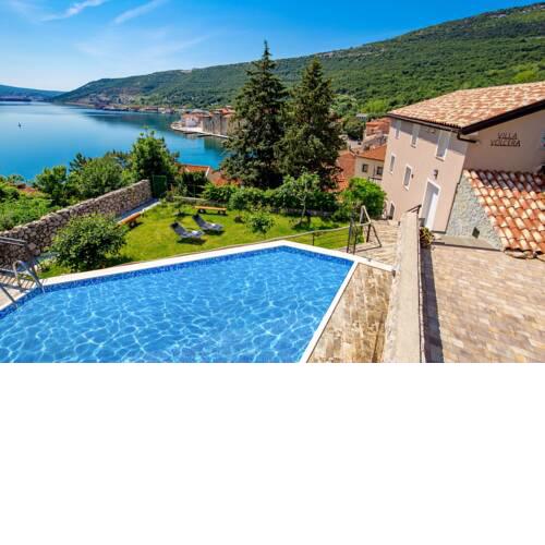 Holiday home Lokaj
