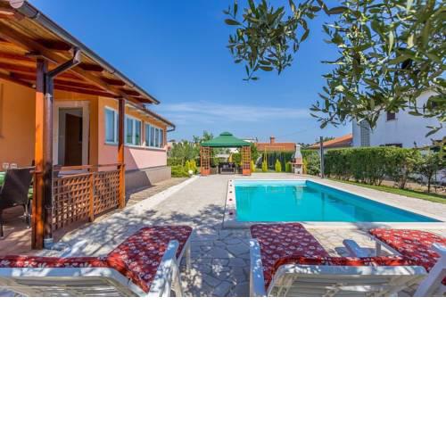Holiday Home Majoli