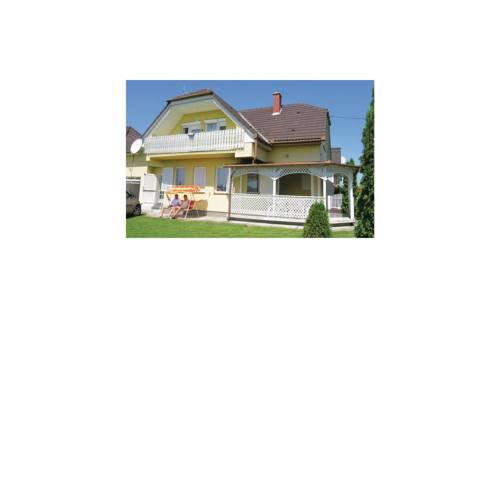 Holiday home Majus-Balatonmáriafürdo