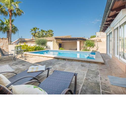 Holiday Home Mare by Interhome